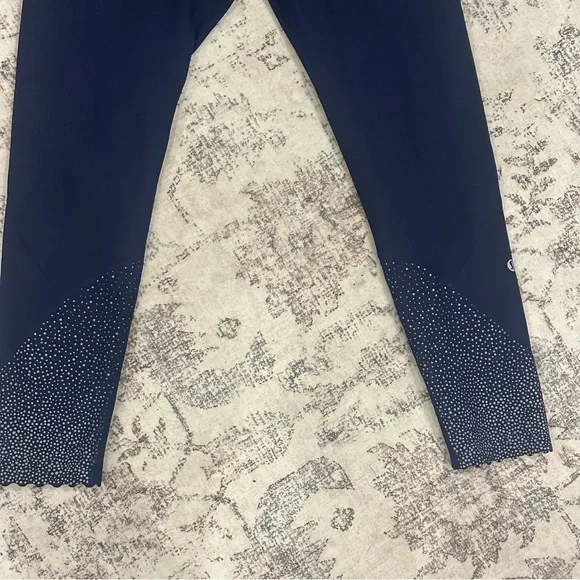 Lululemon Navy Blue Leggings - Picture 4 of 11